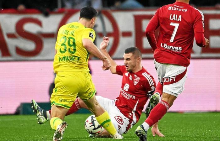 Brendan Chardonnet ha giocato con una costola rotta contro l’FC Nantes