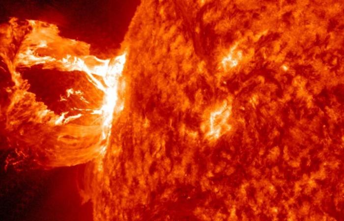 Perché i super brillamenti solari sono la minaccia finale