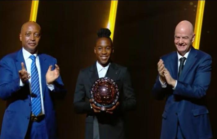 Il Pallone d’Oro femminile CAF va alla zambiana Barbara Banda