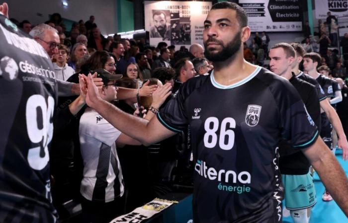 Earvin Ngapeth avrebbe voluto un altro addio a Lawson-Body con l'Alterna Stade Poitevin Volley-Ball