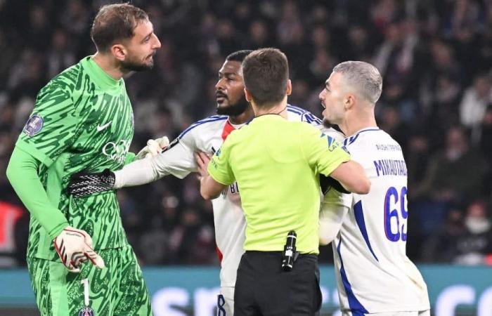 PSG – OL: perché Mikautadze si è scontrato con Donnarumma