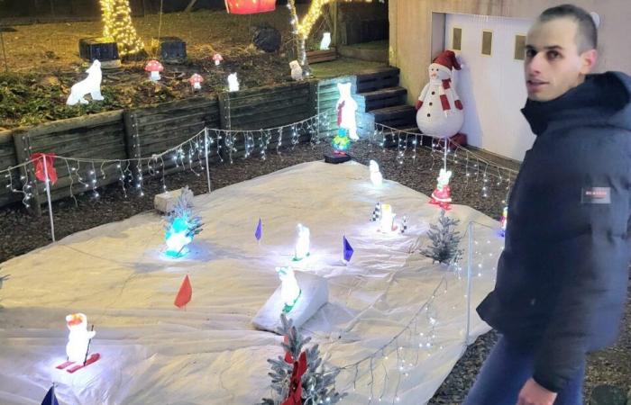 A Orne, la sua casa illuminata attira ogni anno migliaia di visitatori