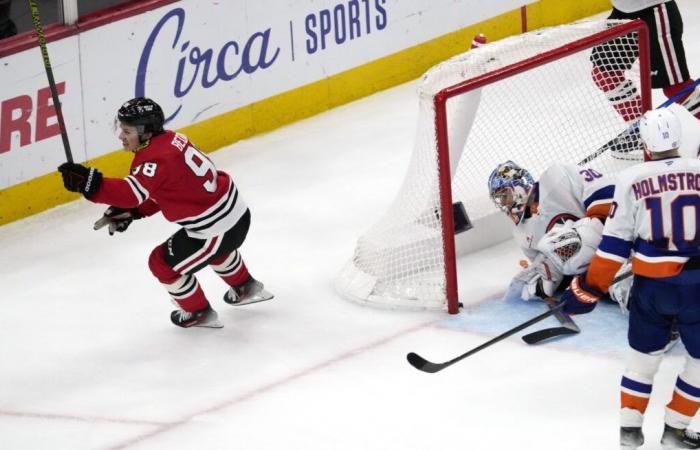 Connor Bedard decide a fine partita, i Blackhawks sconfiggono gli Islanders 5–3