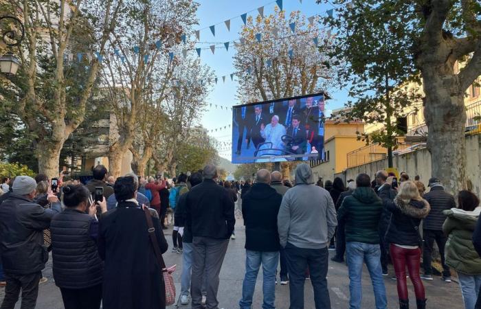 Ripercorri la visita di Papa Francesco in Corsica, in 9 ore integrali in diretta su ViaStella