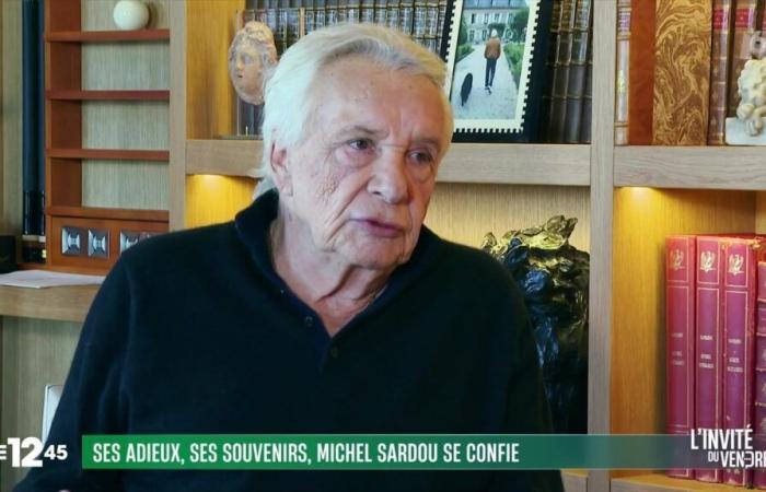 “Fa bene alla faccia”: Michel Sardou è in vena di sfottò, Emmanuel Macron ne paga il prezzo