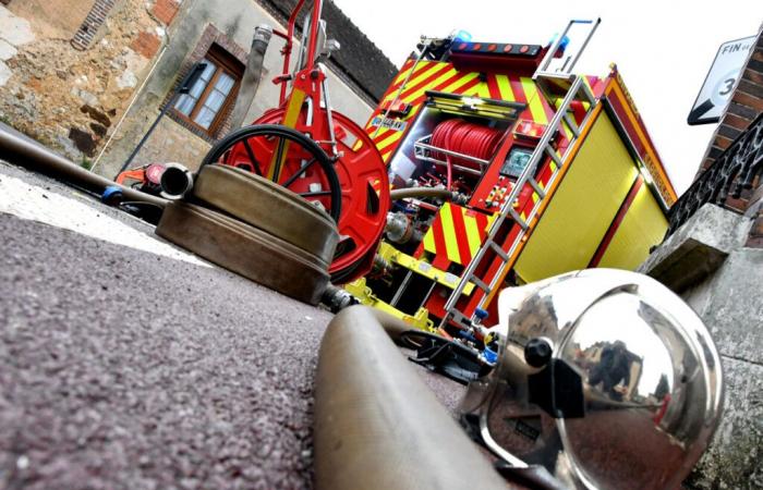 Un incendio nel garage di una casa a Eure-et-Loir, sul posto 19 vigili del fuoco