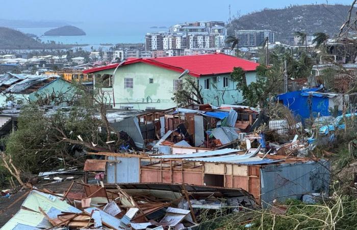 DIRETTO. A due giorni dal devastante passaggio del ciclone Chido, valutazione e visita ministeriale a Mayotte