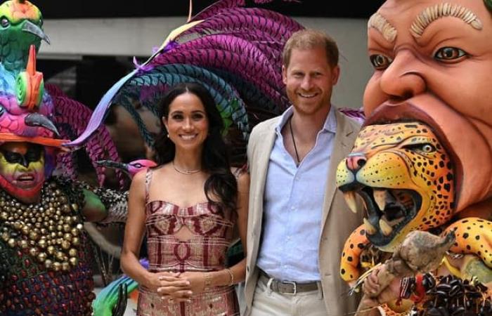 Harry e Meghan svelano il loro biglietto d’auguri con la foto dei loro figli