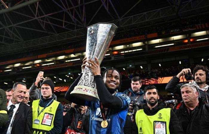 Ademola Lookman vince il CAF Calciatore africano dell'anno