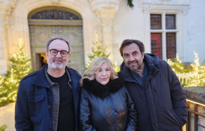 Bruno Solo, Joseph Kamel e Nicoletta sono ospiti di André Manoukian per un Natale al Castello di Chenonceau, è un regalo!