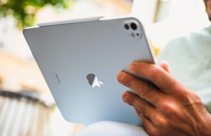 Apple preparerebbe un tablet pieghevole gigante (e molto costoso) per il 2028