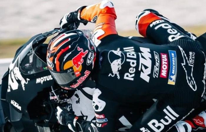 MotoGP, Maverick Vinales è già innamorato della KTM: “questa moto mette in risalto i miei punti di forza”