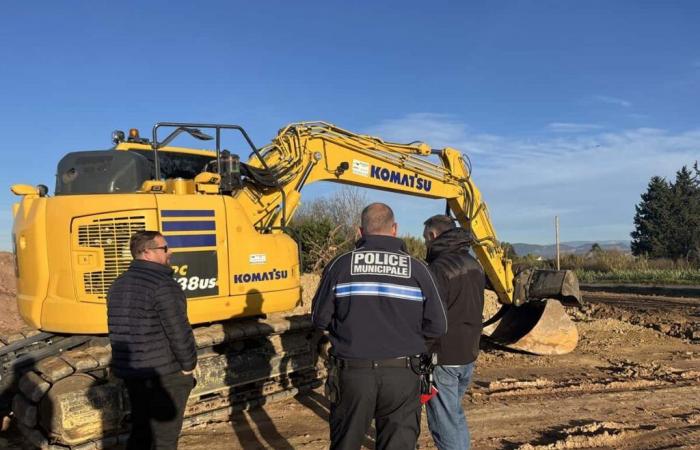 A Fréjus, il sindaco David Rachline si oppone alla cabanizzazione sui terreni della Grande Carraire