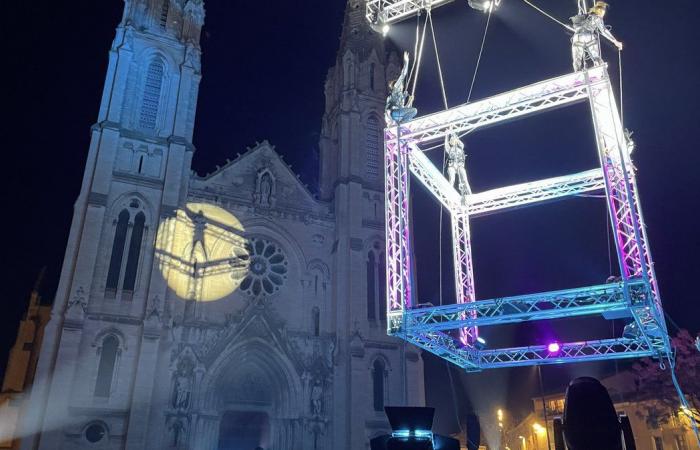 NÎMES Con il cubo, il richiamo del mare per le vacanze