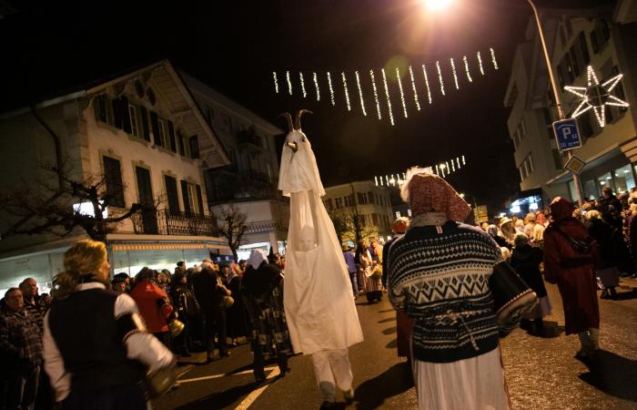 Ubersitz, un'usanza svizzera che mette in subbuglio una valle