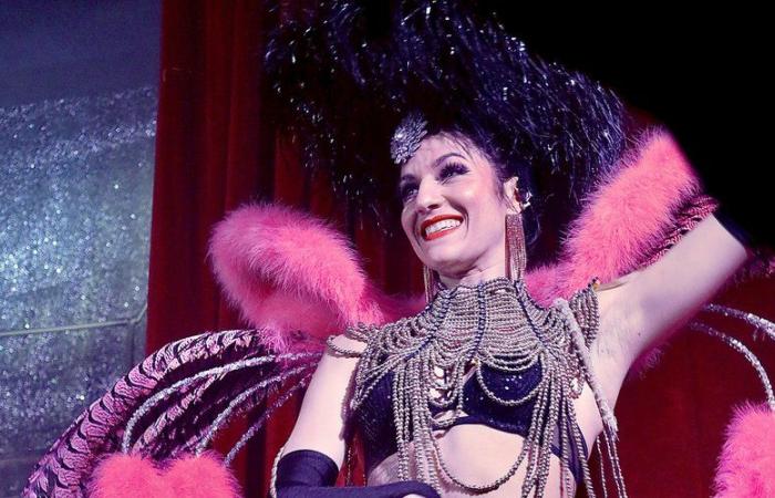 Piume, strass e viaggi sul palco del cabaret Milady Opéra