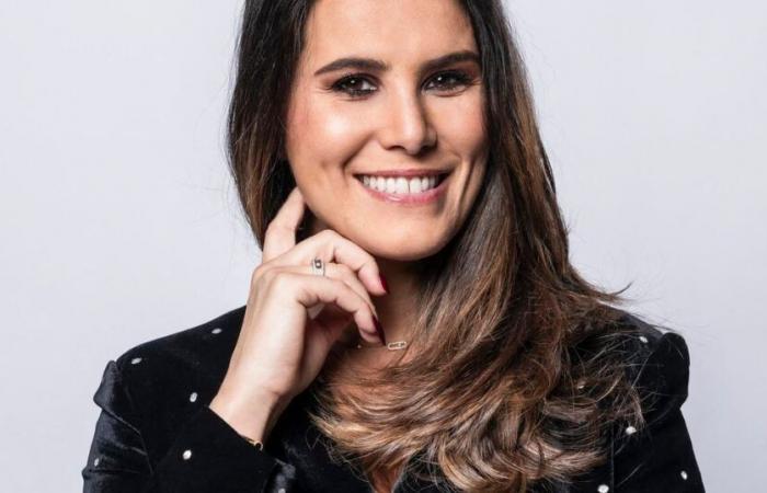 Karine Ferri (The Voice) sostituita da Anaïs Grangerac, lei reagisce al suo arrivo: “Non c'è controversia, nessun conflitto”