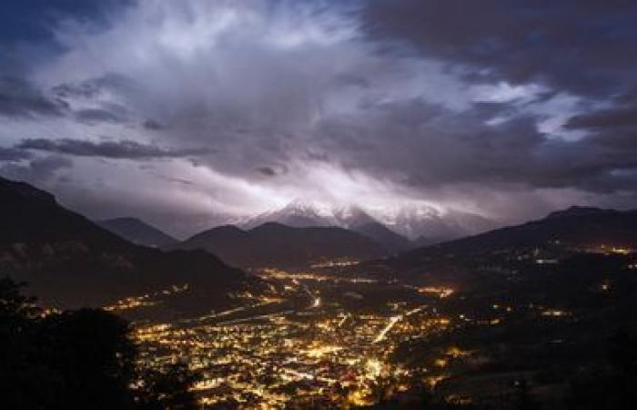 Alta Savoia, Savoia e Isère domani in allerta arancione per neve, ghiaccio e valanghe, sei dipartimenti in totale in allerta