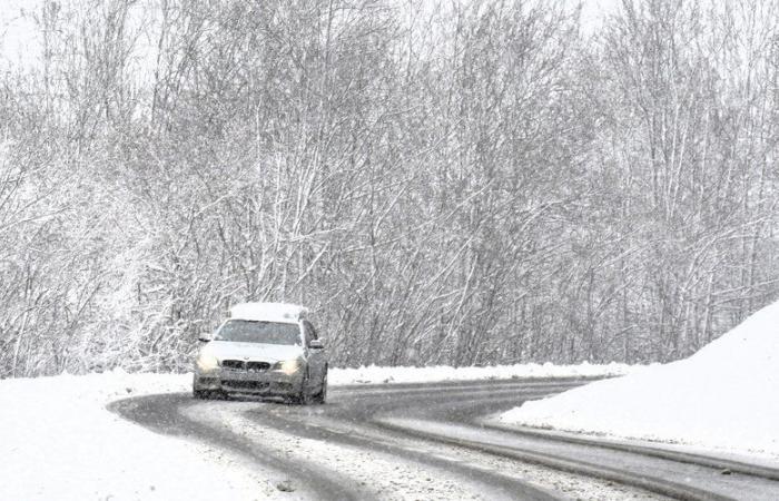 Allerta meteo: “violente raffiche di vento”, “forti nevicate”, valanghe… la tempesta Enol colpisce la Francia, 6 dipartimenti in allerta arancione