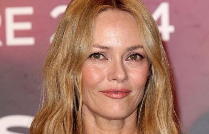 “Me ne sono andata piangendo”: Vanessa Paradis e il suo momento difficile, sola a Los Angeles