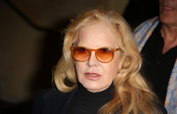 Sylvie Vartan innamorata in occasione del compleanno di suo marito