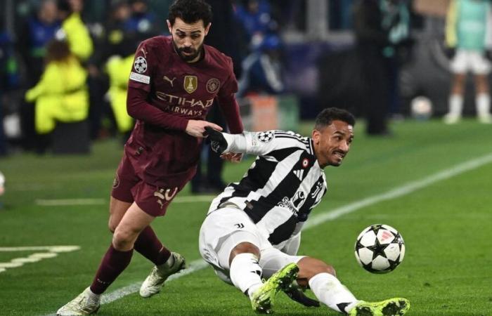 Juventus, Danilo distorsione alla caviglia