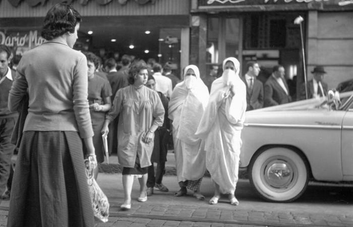 Al Centro Pompidou, in Algeria, sotto lo sguardo di un fotografo di nome Pierre Bourdieu