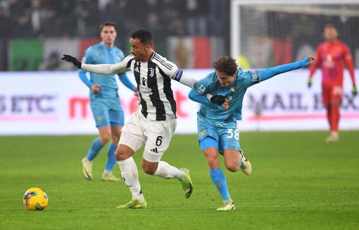 La Juventus perde Danilo per la partita di Monza mentre McKennie è pronto a partire titolare