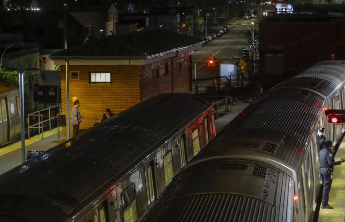 New York | Arrestato il sospetto dopo che una donna aveva dato fuoco nella metropolitana