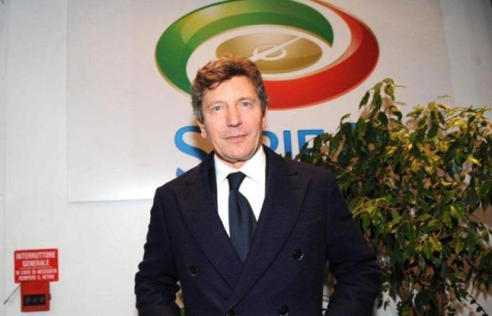 Simonelli-Casini scontro per la Lega di serie A: le dimissioni da Mondadori, Mediaset e Fininvest non bastano ancora