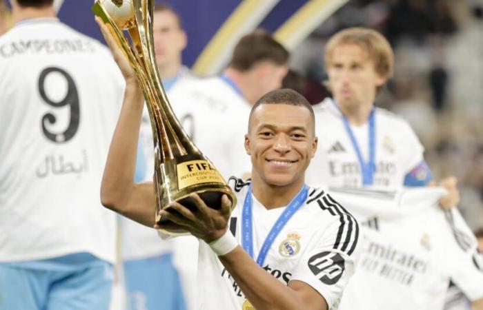 Il razzo Mbappé ha lanciato il primo stadio