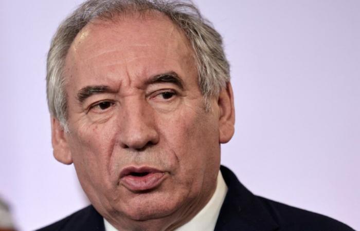 DIRETTO. Il governo di François Bayrou “avanza”, la sua composizione conosciuta domenica?