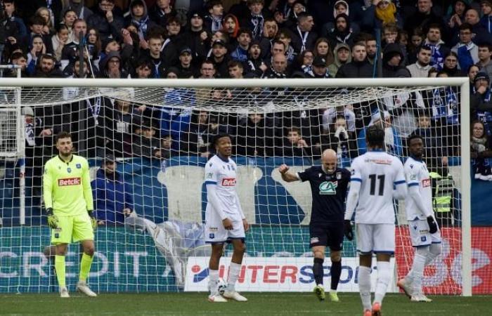 L'Auxerre chiude il 2024 con un intoppo dopo l'eliminazione dalla Coupe de France da parte del Dunkerque (Calcio)