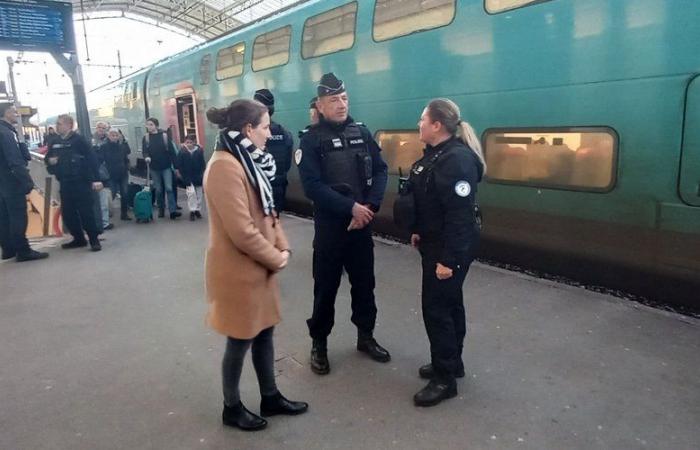 Durante le partenze per le vacanze, la polizia e la sicurezza ferroviaria sorvegliano i treni e la stazione di Montauban