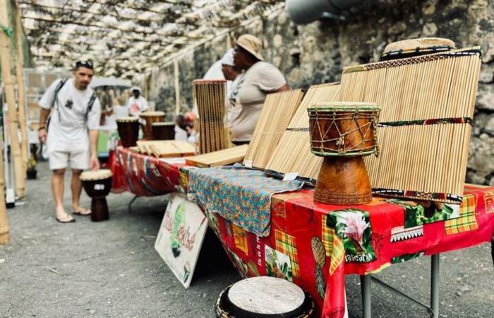 un mercatino di Natale artigianale e solidale nel cuore del centro cittadino