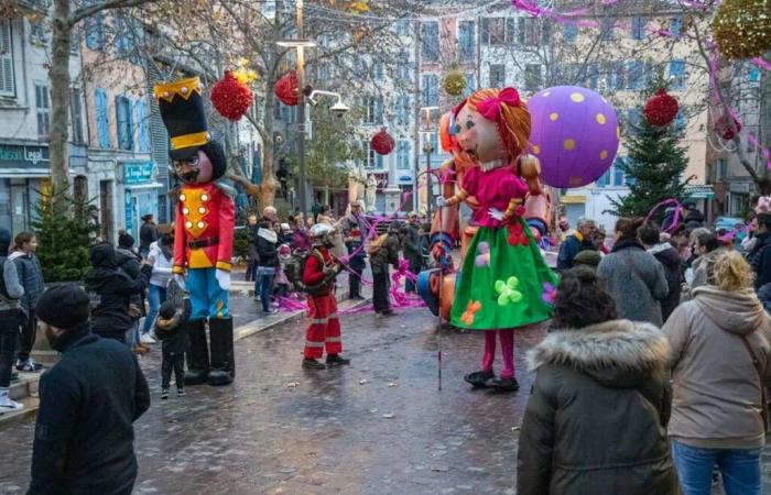 Una sfilata di giocattoli magici e notti magiche a Draguignan