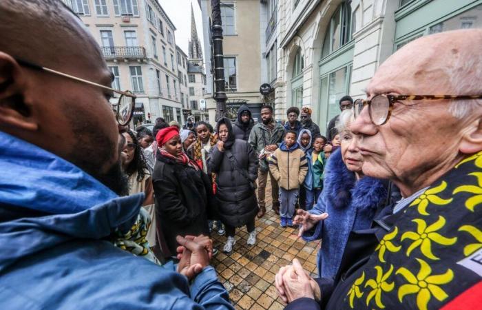 punto di raccolta, gattino… la solidarietà è organizzata da Pau