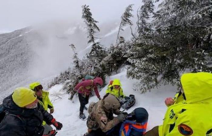 IMMAGINI | L'escursione sul Monte Lafayette si trasforma in una lotta per la sopravvivenza e il salvataggio in elicottero