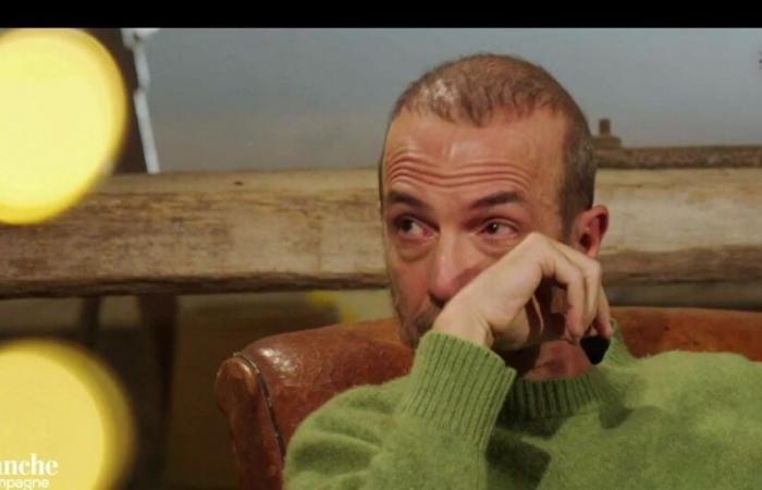 “Ho fondato il mio gruppo una settimana dopo”: in lacrime, Calogero racconta a Frédéric Lopez il momento che “ha cambiato” la sua vita in “Una domenica in campagna” su France 2