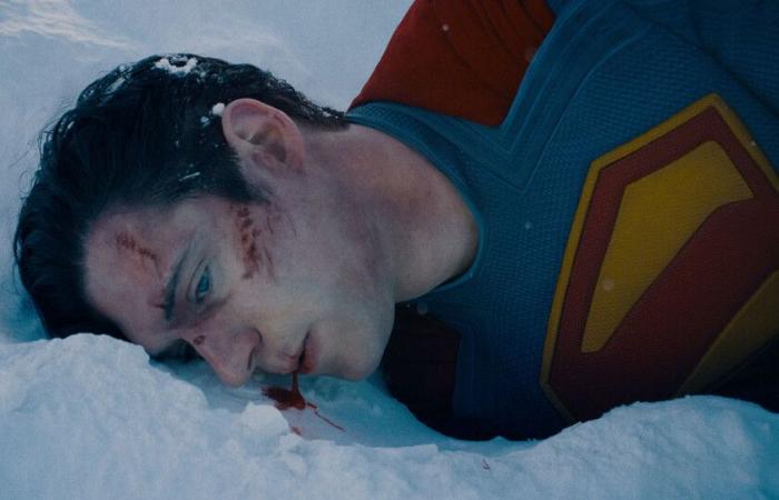 James Gunn spiega l'inaspettata scena di apertura del teaser trailer di Superman