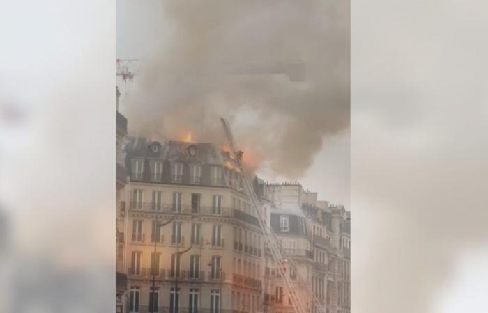 un impressionante incendio vicino alla stazione di Saint-Lazare