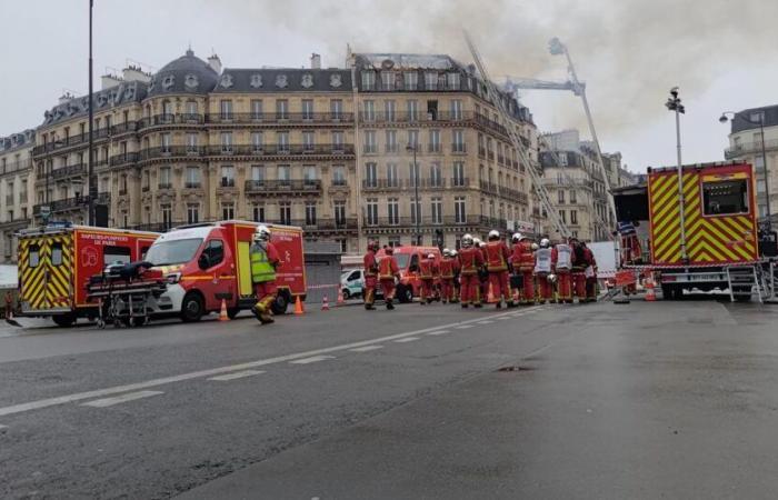 L'incendio in un edificio di fronte alla stazione di Saint-Lazare è stato domato