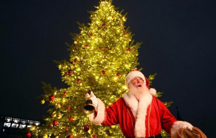 un sindaco emette un'ordinanza per autorizzare Babbo Natale a sorvolare il suo territorio