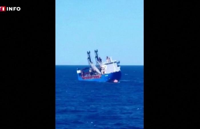 Nave mercantile russa affonda nel Mediterraneo dopo l'esplosione, due marinai dispersi