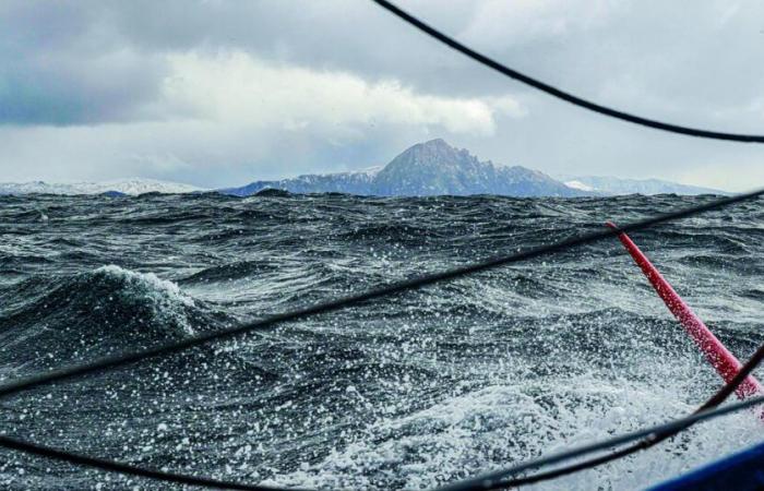 “La paura della mia vita”, “una liberazione”, “pensavo che per me fosse finita”, raccontata da Capo Horn ai velisti del Vendée Globe