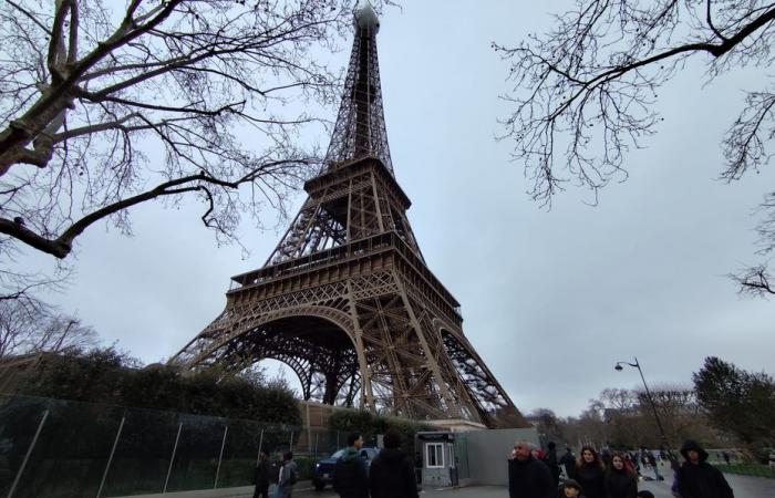 Evacuata la Torre Eiffel a causa di un cortocircuito su un ascensore