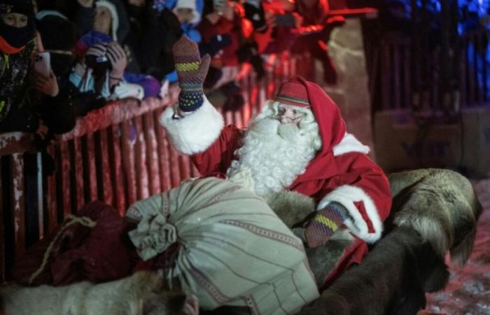 Babbo Natale spera di completare in tempo il suo giro dei regali, braccato dall'esercito americano – 24/12/2024 alle 18:53