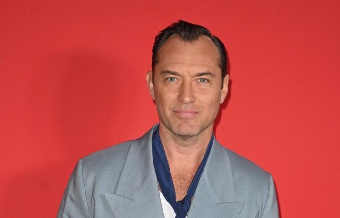 Jude Law ha “un grosso problema” con la sua famosa commedia romantica natalizia, “The Holiday”