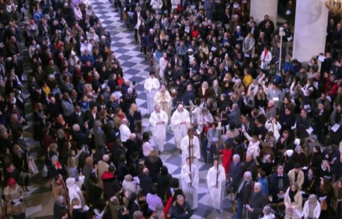 tanti fedeli alle prime messe di Natale dopo cinque anni