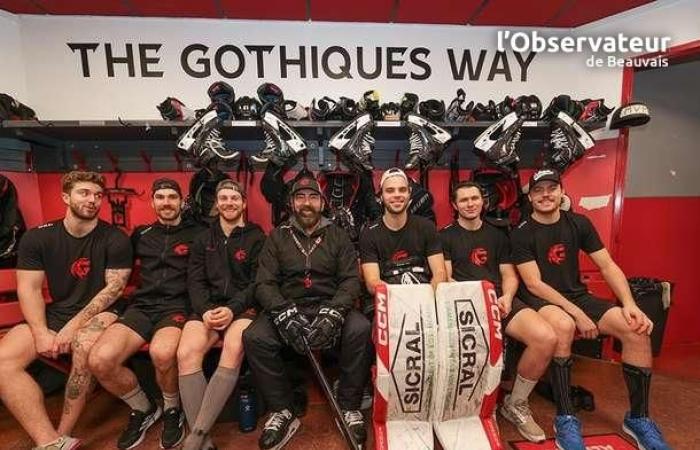 Gli Amiens Gothiques danno il benvenuto ai canadesi nella loro squadra